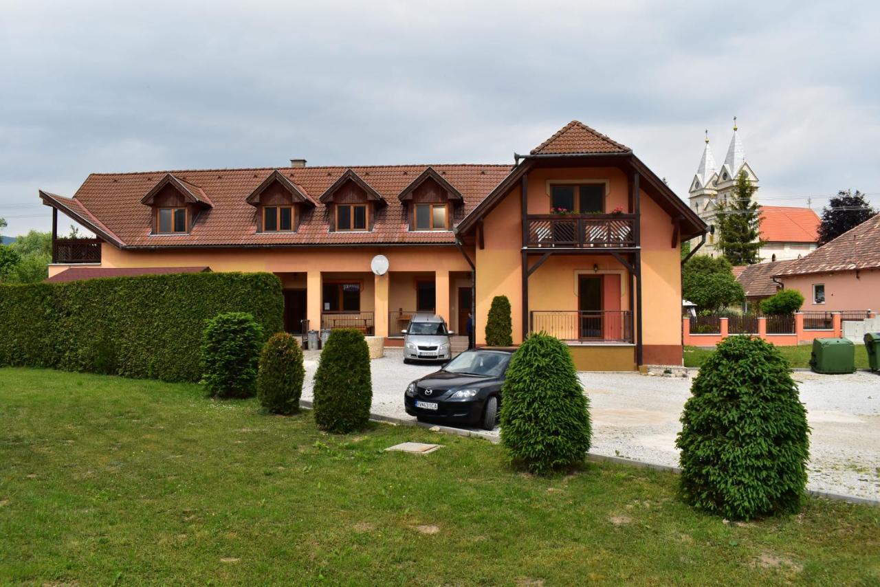 Penzion Zuzka Krasnohorska Dlha Luka Exterior foto